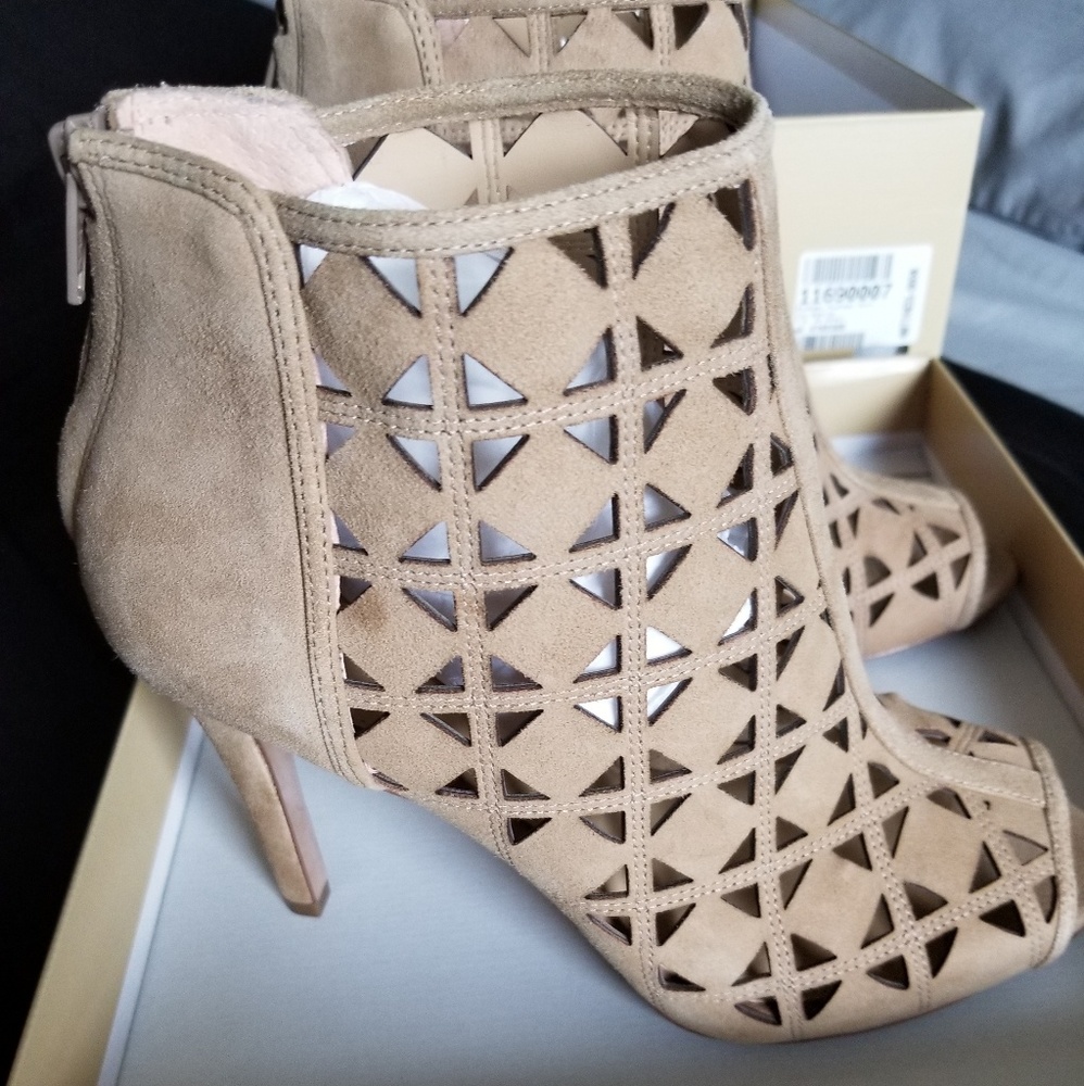 Michael Kors women shoes